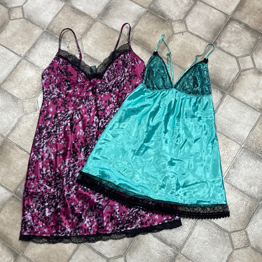 3/$15 Fredrick's of Hollywood Nighties M